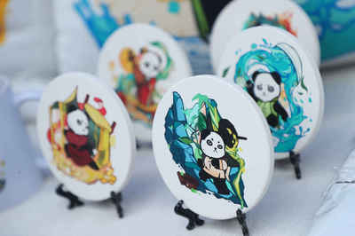 集市創(chuàng)新風(fēng) 127個項目同場競技，上海嘉年華奏響創(chuàng)新創(chuàng)業(yè)與工藝美術(shù)交響曲